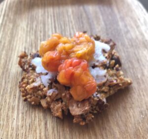 Hjemmelagde glutenfrie knekkebrød